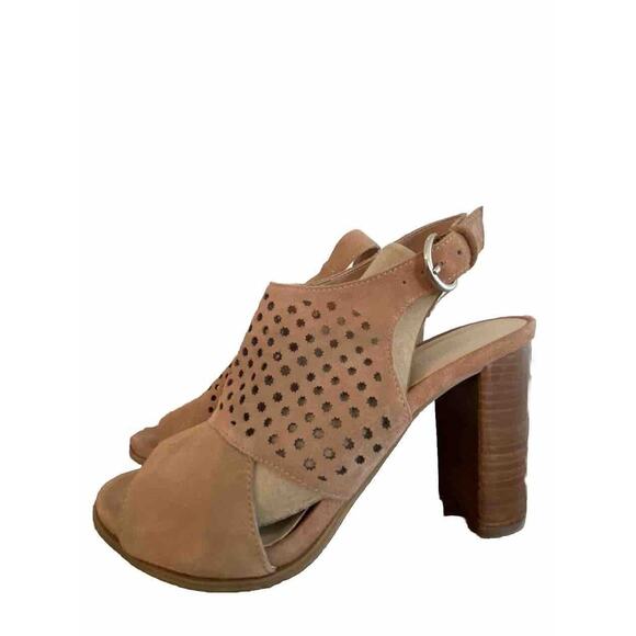 Nine West Women’s Suede Piomboo Heeled Ankle Strap Sandals Camel Brown Size 10 - Picture 2 of 7